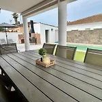 بيت للعطل Modern 3-bedroom With Private Pool & Bbq