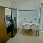 بيت للعطل Modern 3-bedroom With Private Pool & Bbq شيكلانا دي لا فرونتيرا